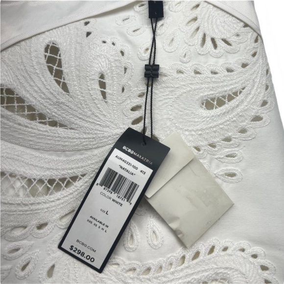 BCBGMaxAzria Natalia Off White Cropped Lace Back Jacket - Size Large - Picture 9 of 14